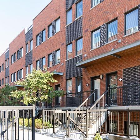 Beautiful Townhouse Near Yorkdale Mall, Wilson Subway Apartamento Toronto Exterior foto