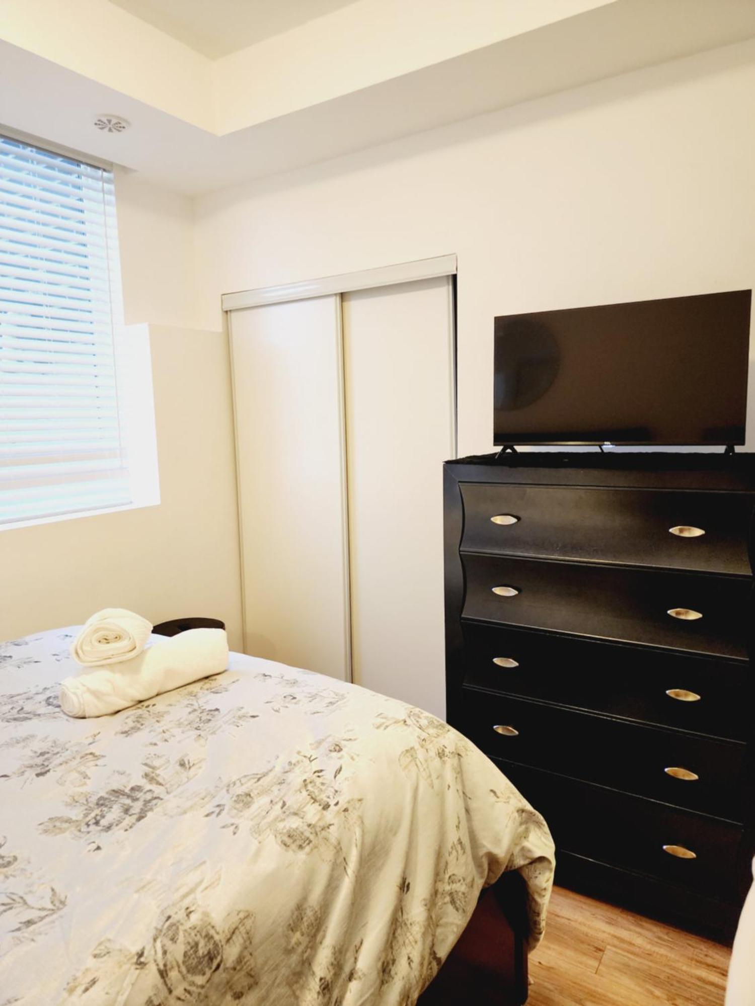 Beautiful Townhouse Near Yorkdale Mall, Wilson Subway Apartamento Toronto Exterior foto
